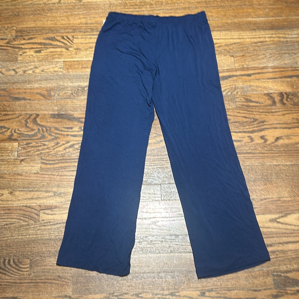New Lounge Pants - Picture 4 of 8